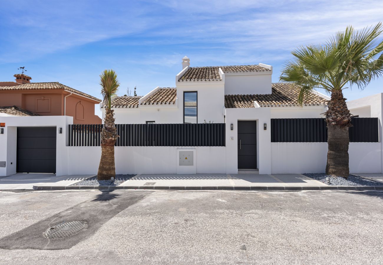 Villa in Marbella - 20600