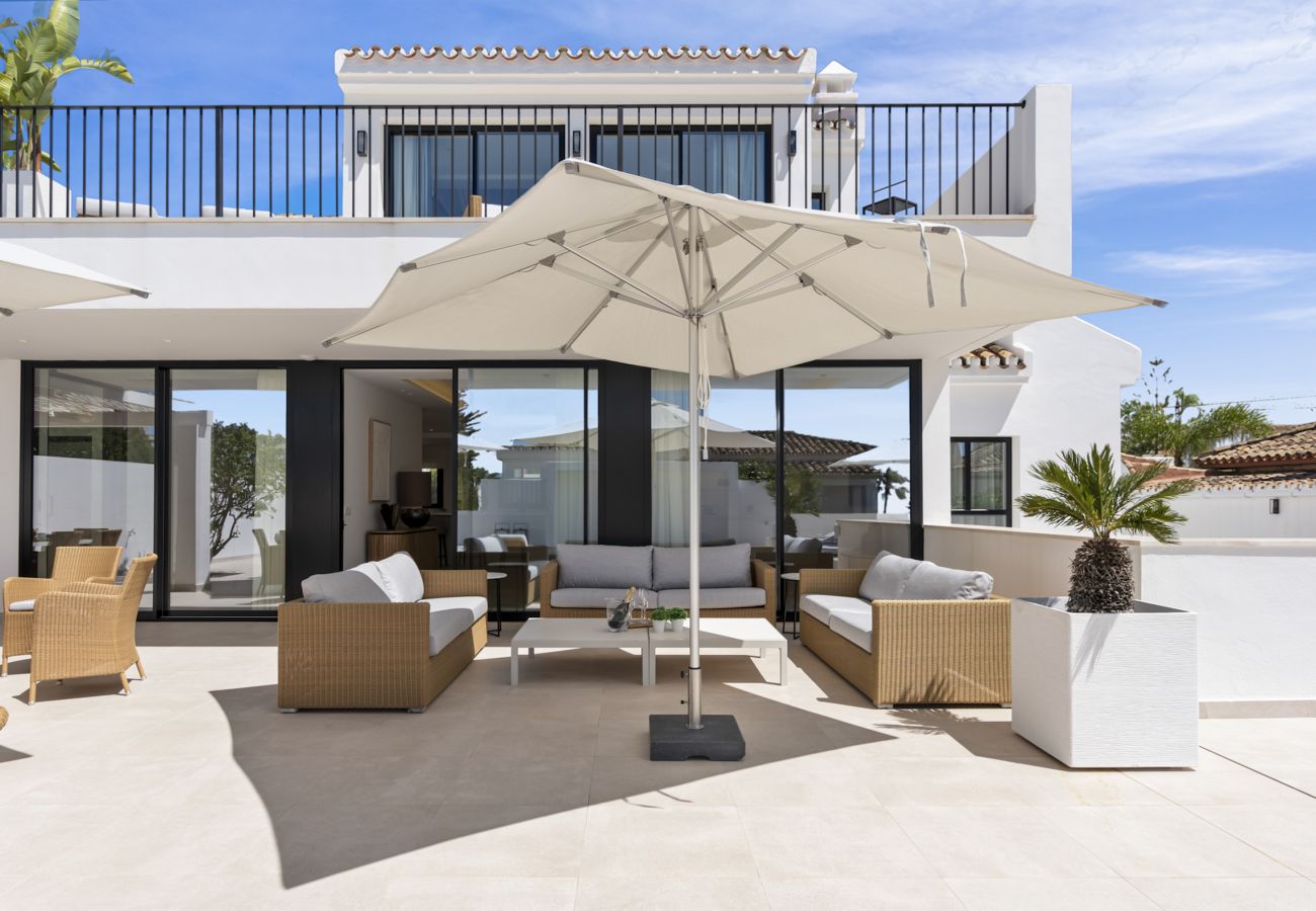 Villa in Marbella - 20600