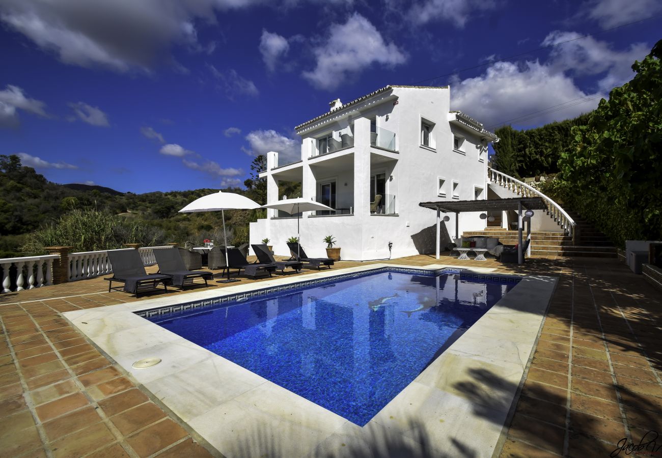 Villa in Marbella - Super Villa - Nahe Strand Beheizter Pool