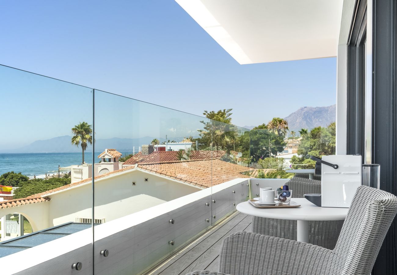 Villa in Marbella - 21220 - ATEMBERAUBENDE FRONTLINIE STRANDVILLA