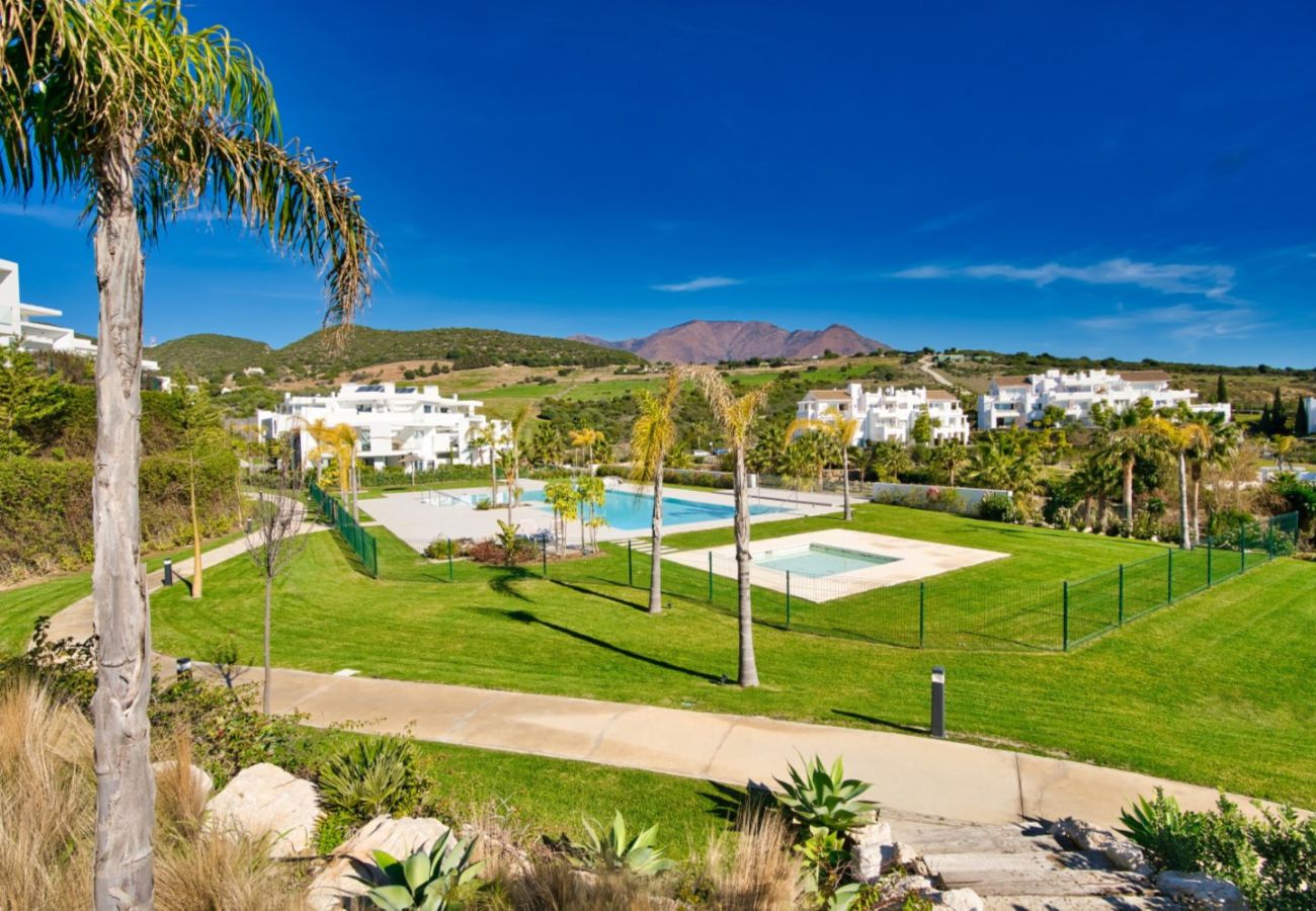 Ferienwohnung in Casares - AL-401 2 BEDROOM Apartment in Estepona - Alcazaba Lagoon