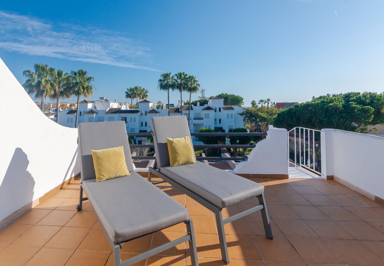 Ferienwohnung in Estepona - 11226 - Modernes Maisonette-Penthouse am Strand.