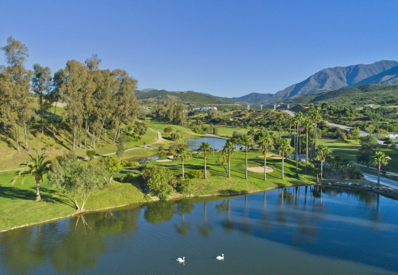 Ferienwohnung in Casares - AL-1321 3 BEDROOM Penthouse in Estepona - Alcazaba Lagoon