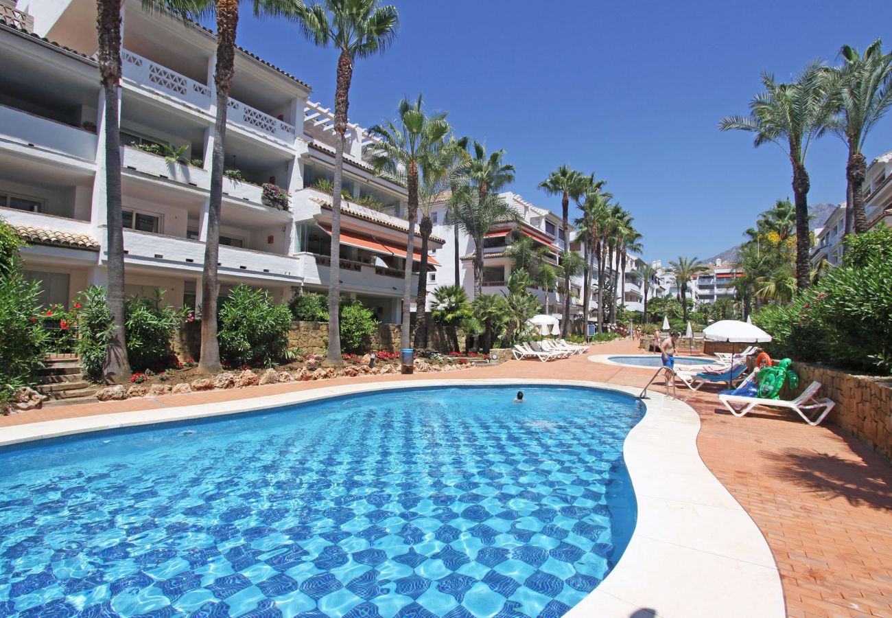 Ferienwohnung in Marbella - Exklusives Strandapartment an der Goldenen Meile von Marbella