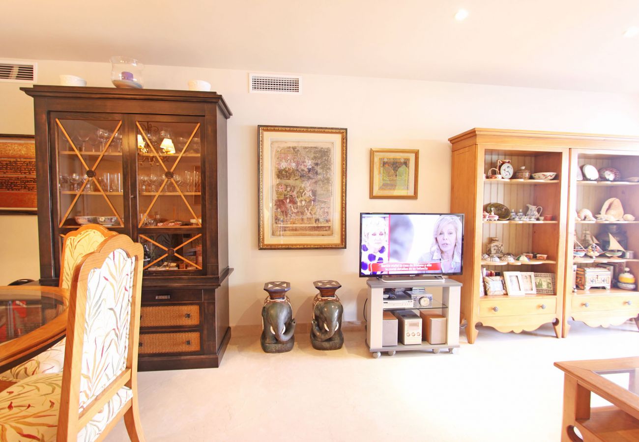 Ferienwohnung in Marbella - Exklusives Strandapartment an der Goldenen Meile von Marbella