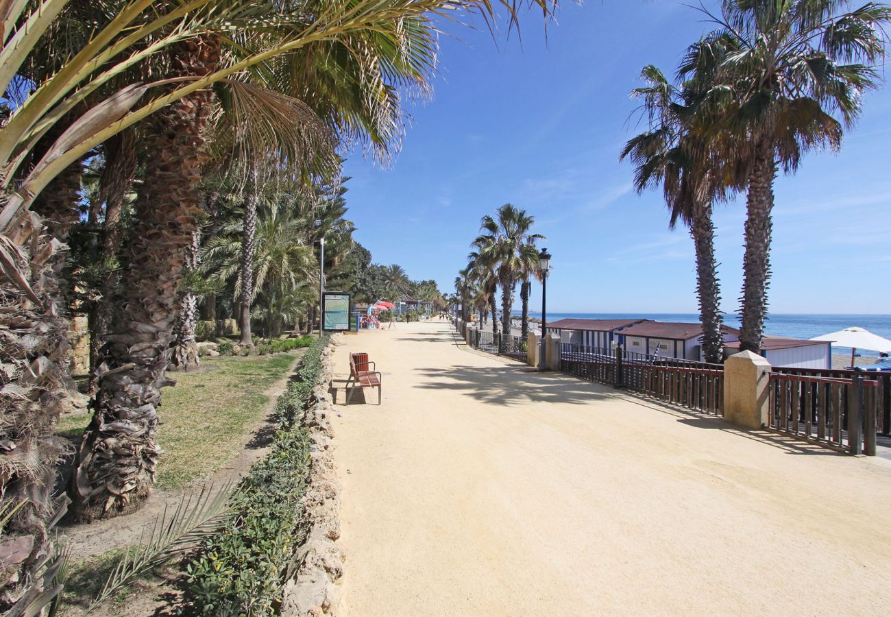 Ferienwohnung in Marbella - 1105 Exklusives Strandapartment an der Goldenen Meile von Marbella