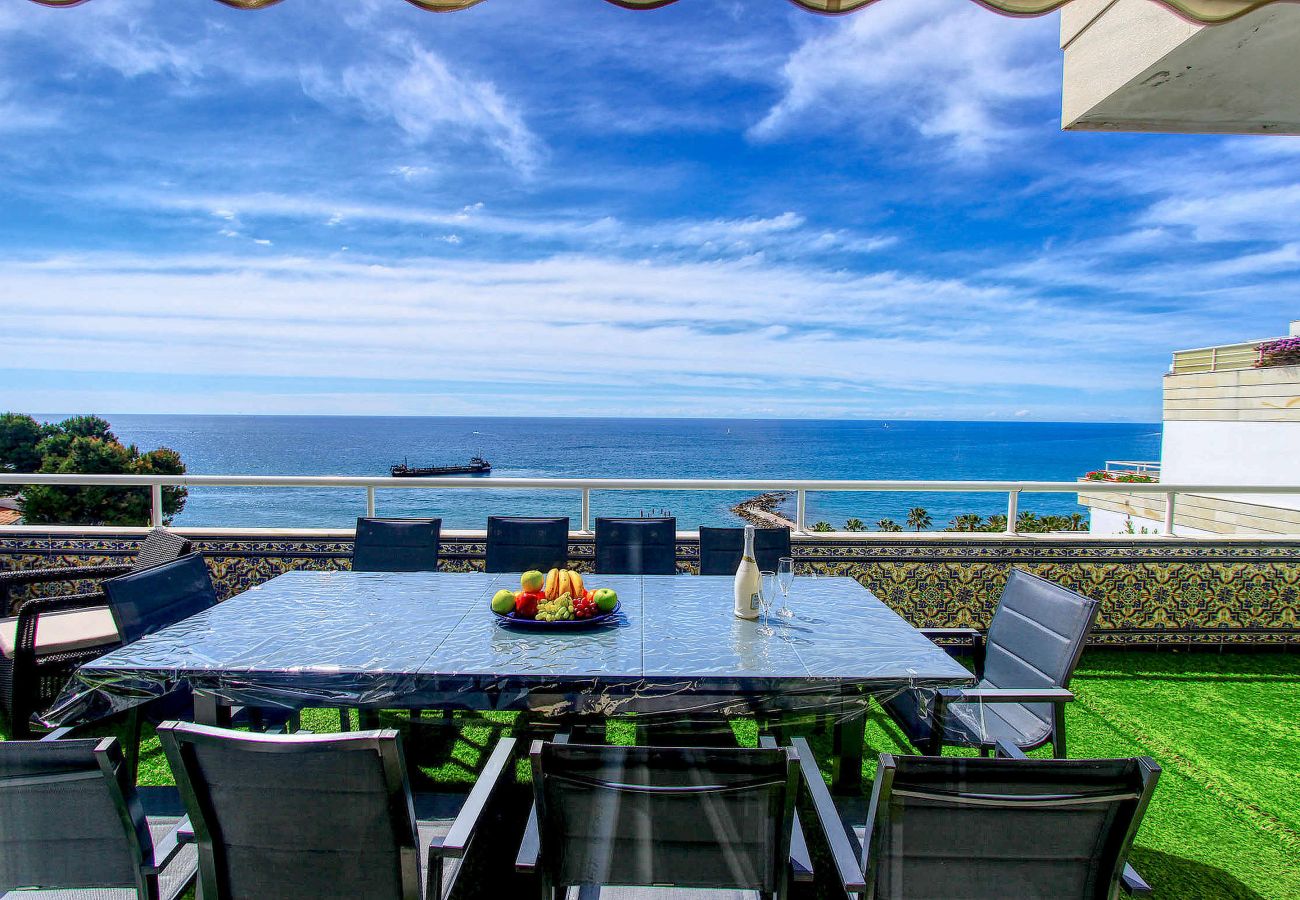 Ferienwohnung in Marbella - Atemberaubendes Duplex-Penthouse mit Panoramablick auf das Meer