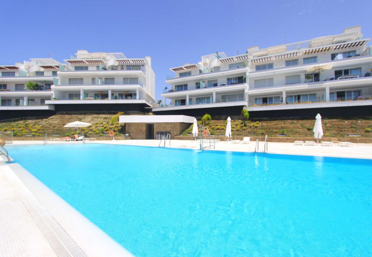 Ferienwohnung in Estepona - Modernes Apartment mit Panoramablick auf das Meer