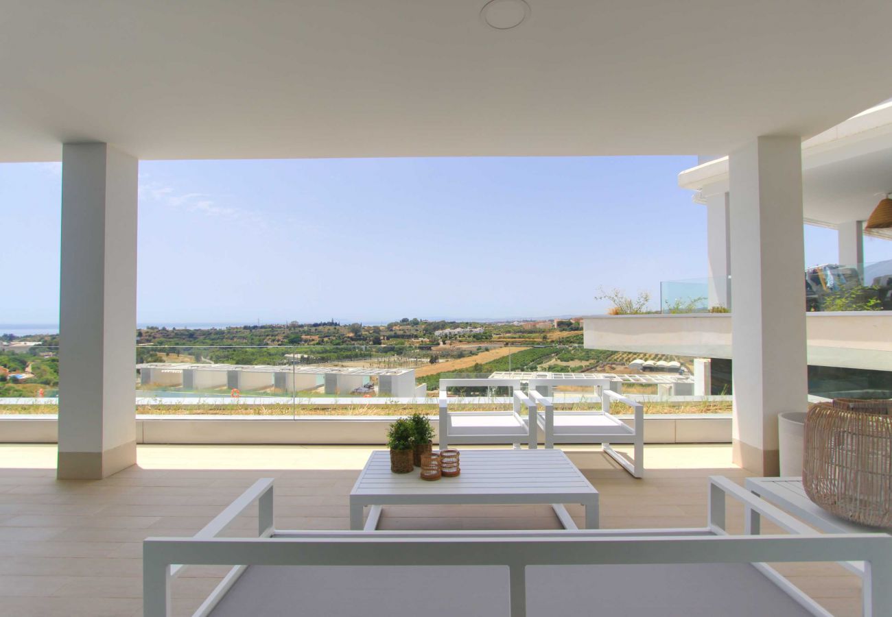 Ferienwohnung in Estepona - Modernes Apartment mit Panoramablick auf das Meer