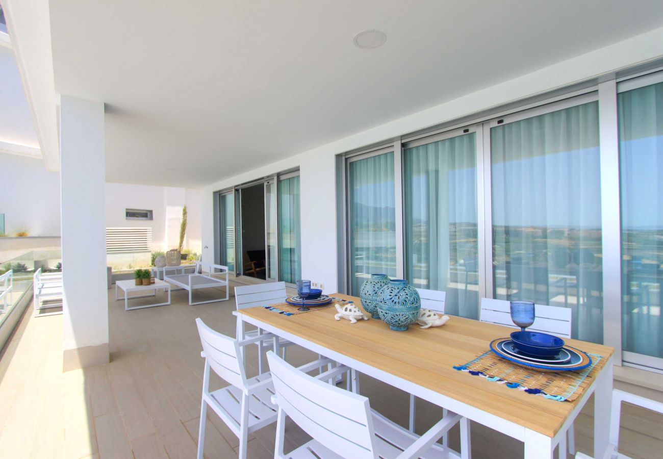 Ferienwohnung in Estepona - Modernes Apartment mit Panoramablick auf das Meer