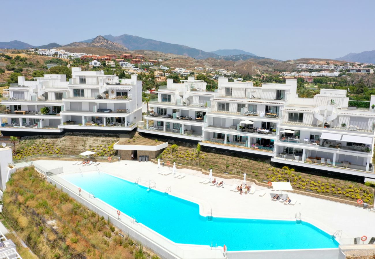 Ferienwohnung in Estepona - Modernes Apartment mit Panoramablick auf das Meer