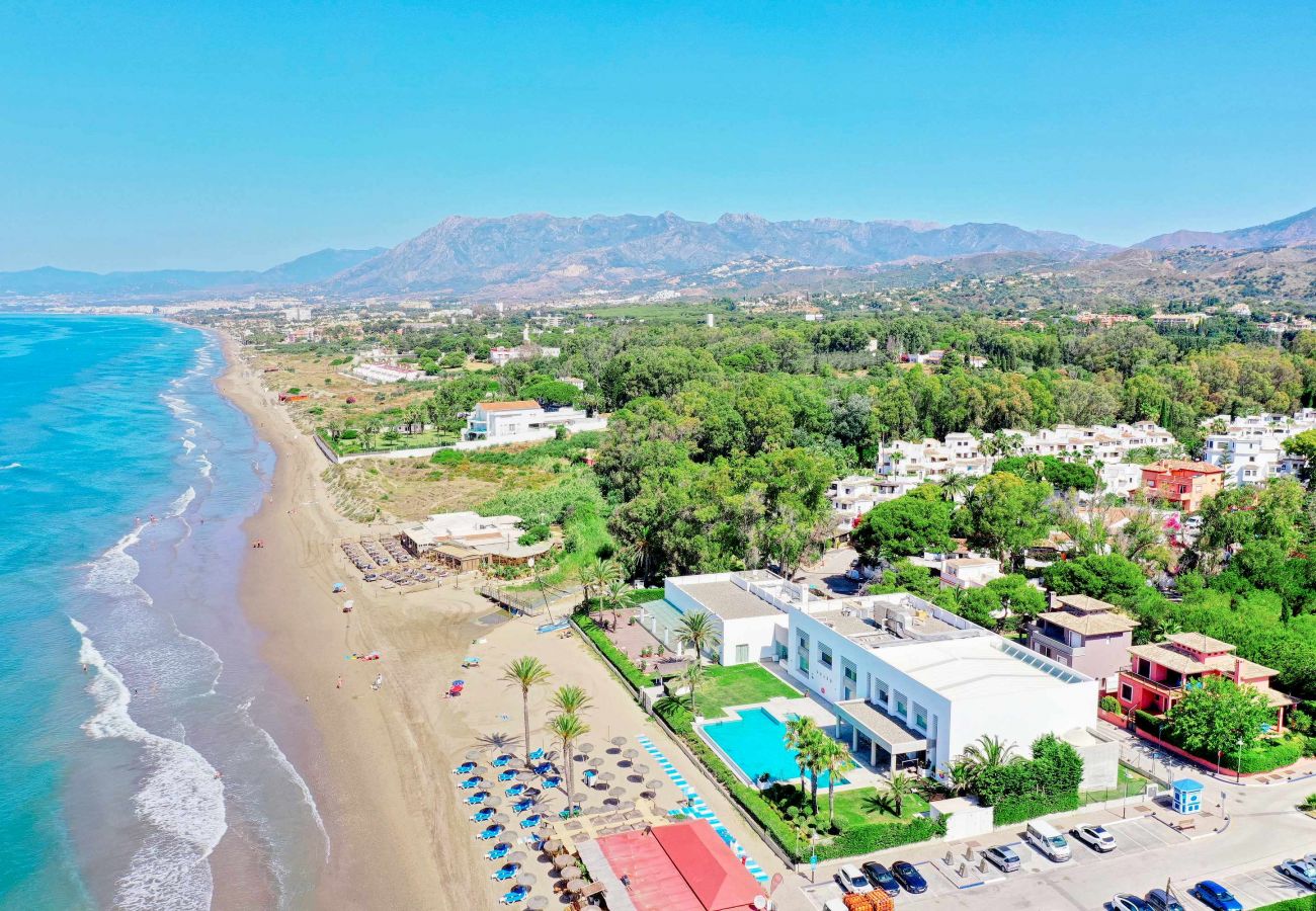 Ferienwohnung in Marbella - Geräumiges Penthouse am Golden Beach mit atemberaubender Aussicht