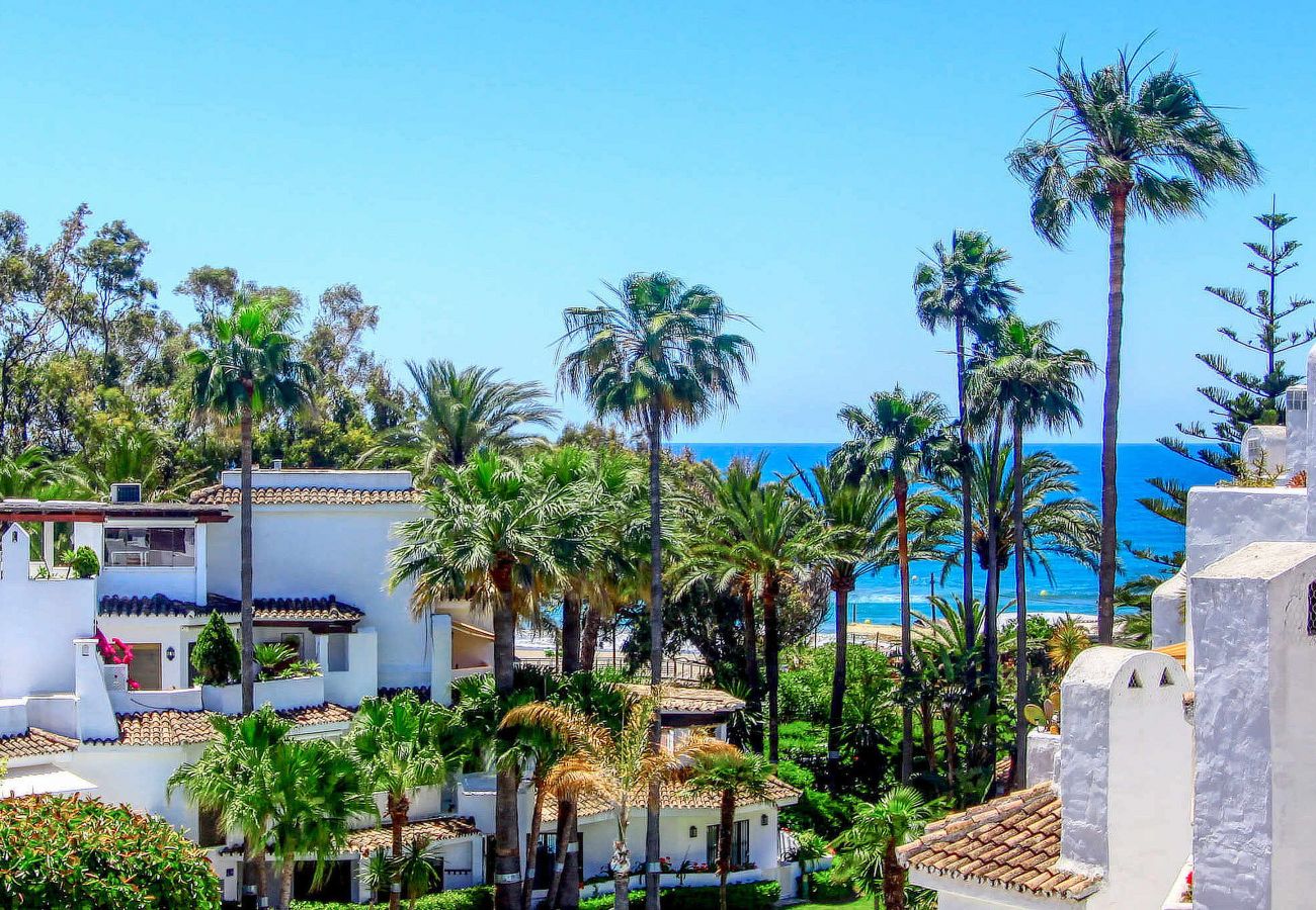 Ferienwohnung in Marbella - Luxuriöse Apartments am Golden Beach mit atemberaubender Aussicht