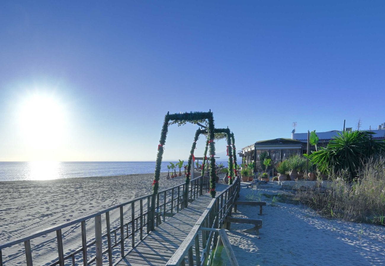 Ferienwohnung in Marbella - Familienapartment am Strand von Golden Beach