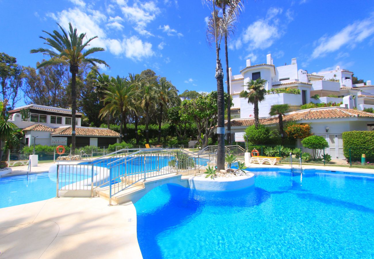 Ferienwohnung in Marbella - Luxus am Strand von Golden Beach