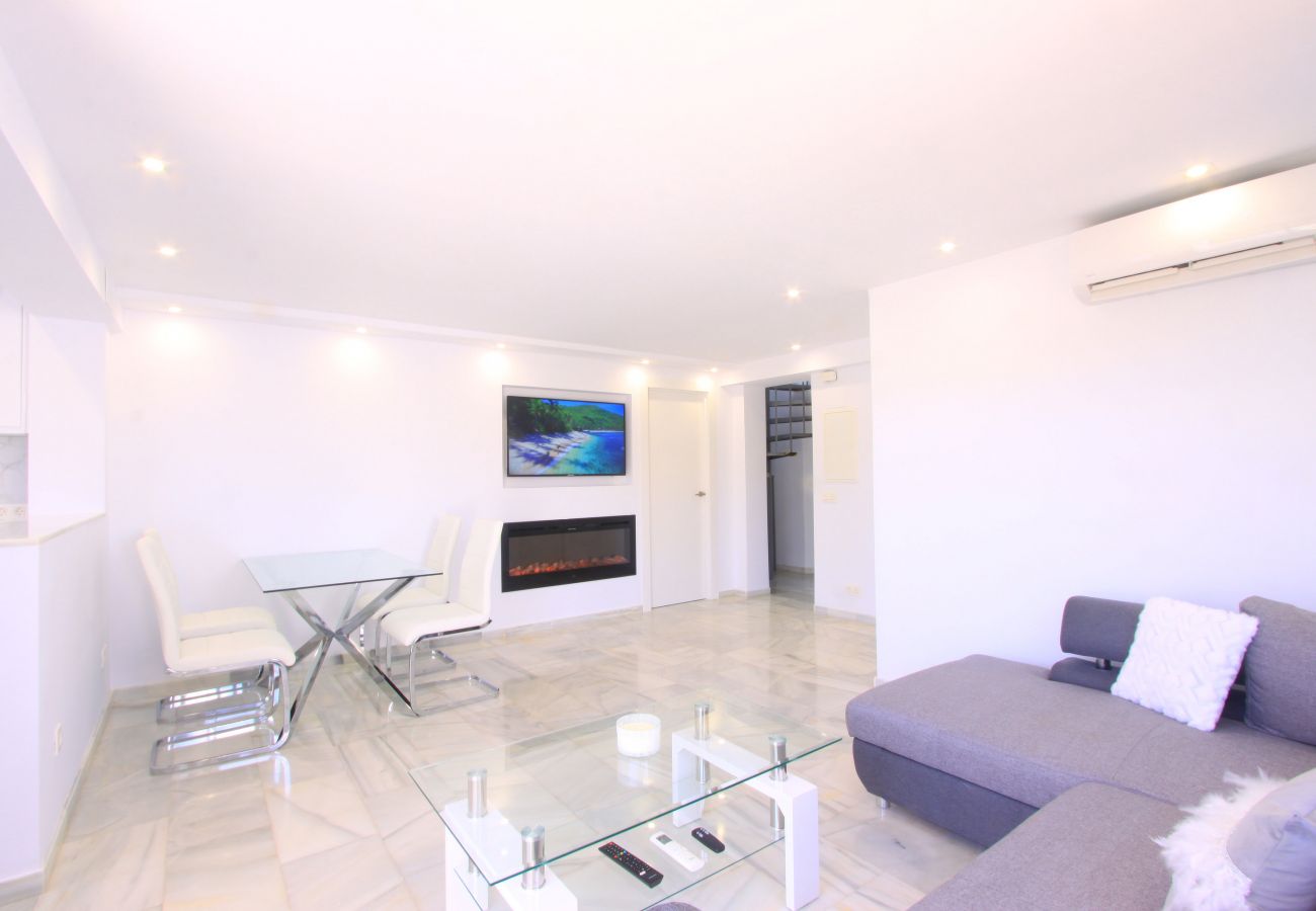 Ferienwohnung in Marbella - Luxuriöses Duplex-Penthouse am Golden Beach