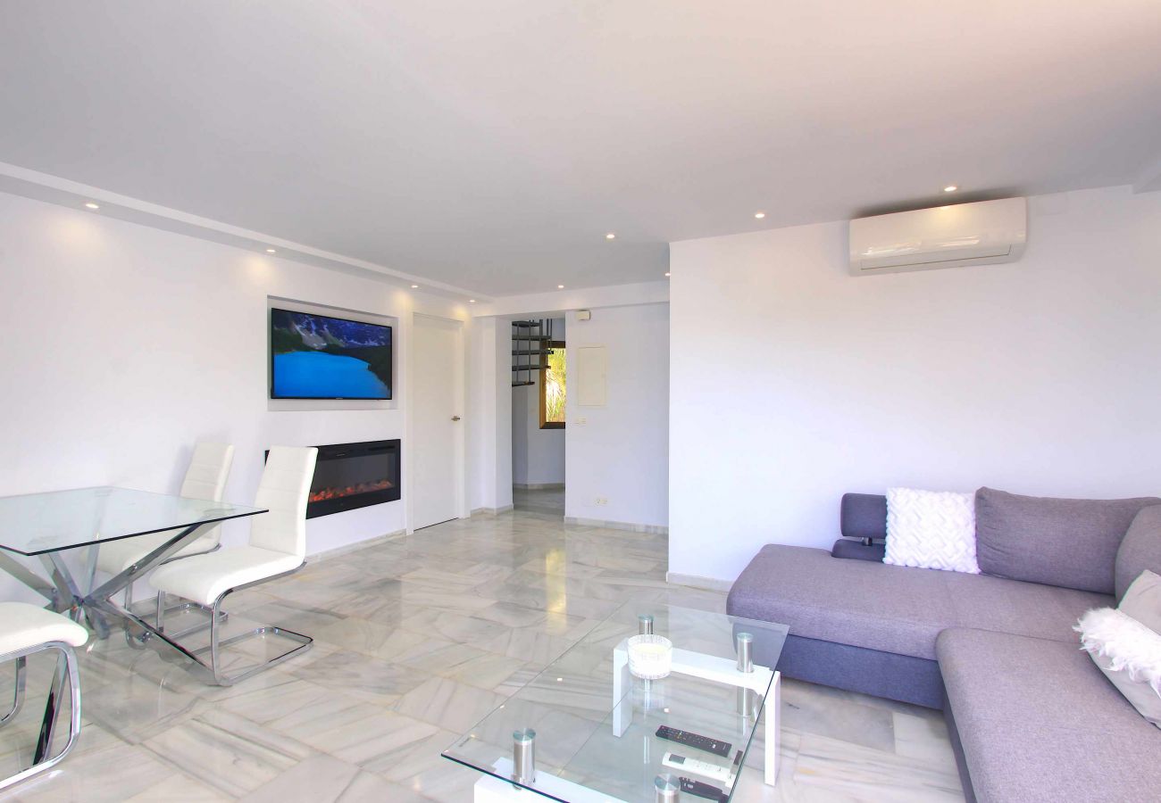 Ferienwohnung in Marbella - Luxuriöses Duplex-Penthouse am Golden Beach