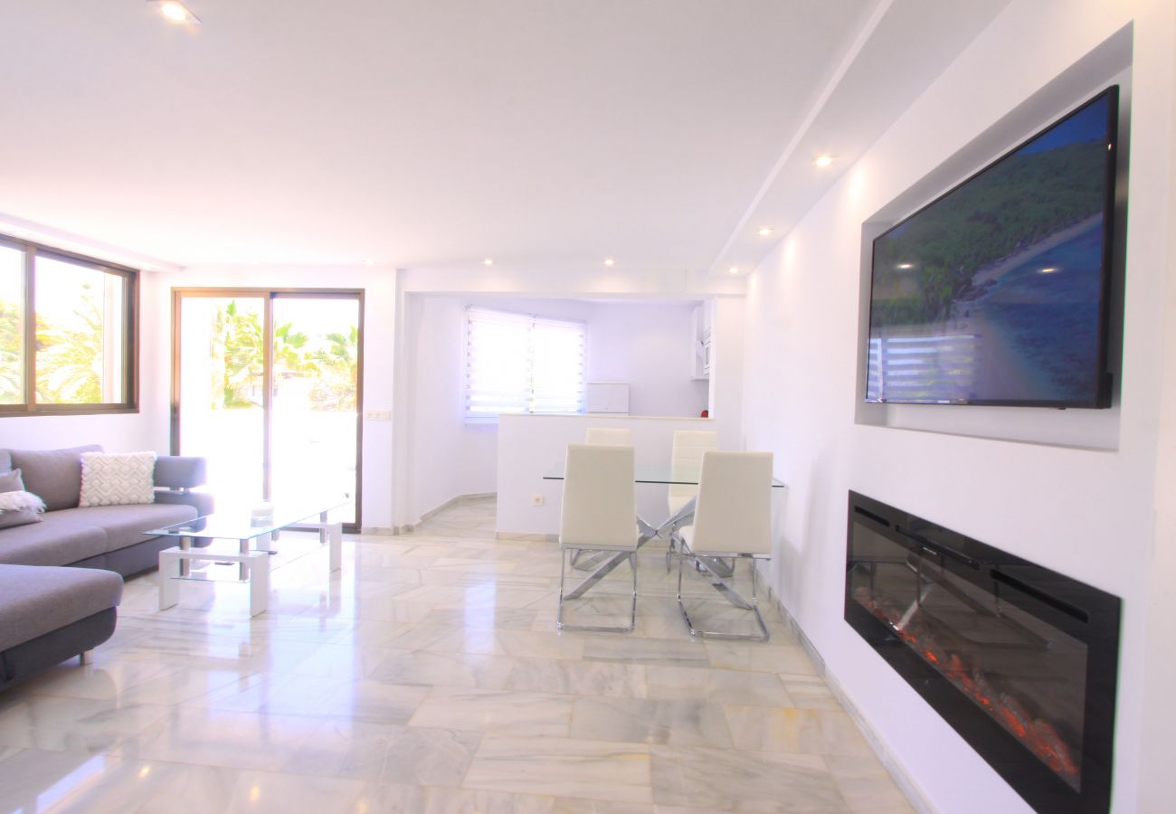 Ferienwohnung in Marbella - Luxuriöses Duplex-Penthouse am Golden Beach