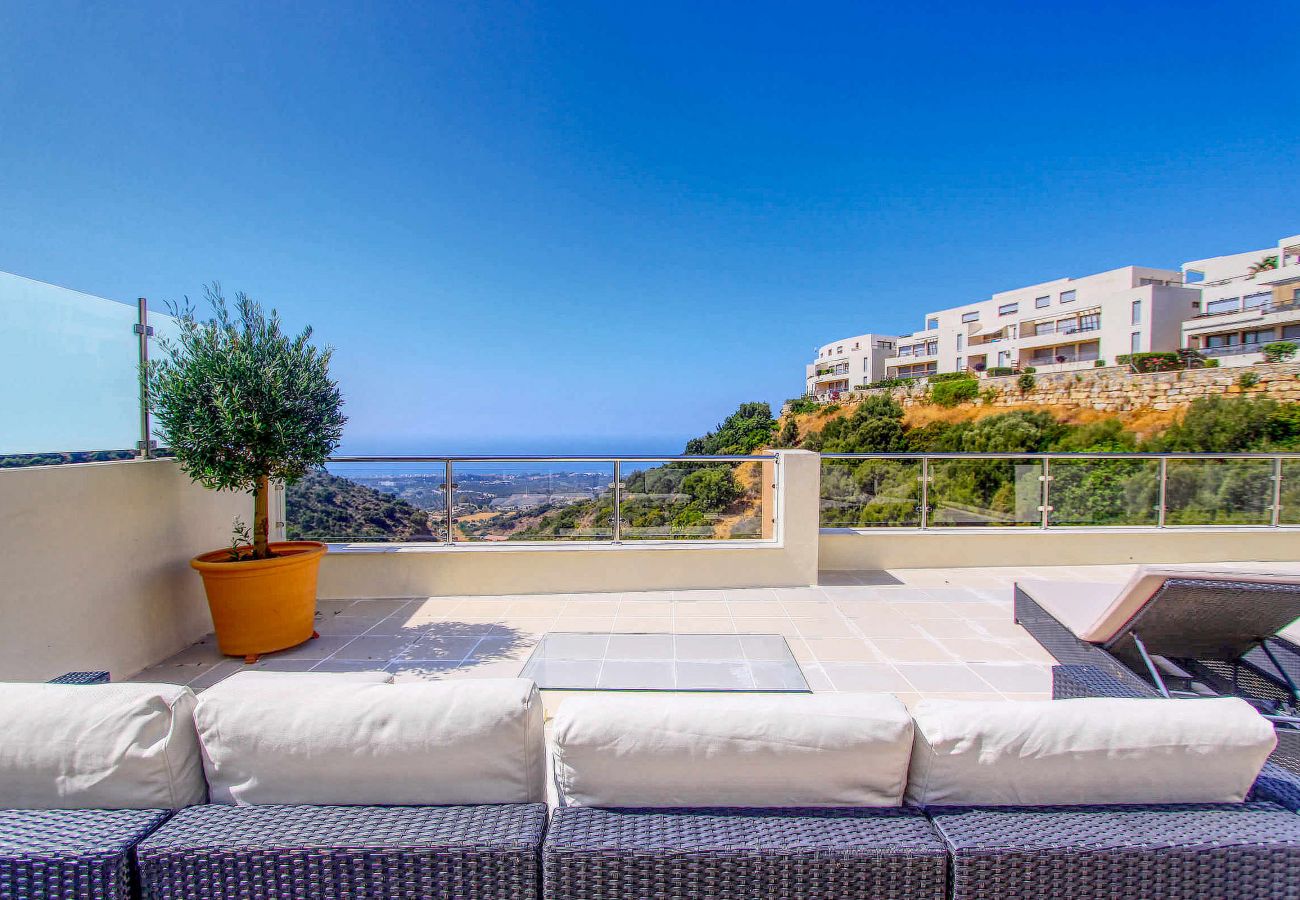 Ferienwohnung in Marbella - Luxuriöses Penthouse in Samara mit Panoramablick auf das Meer