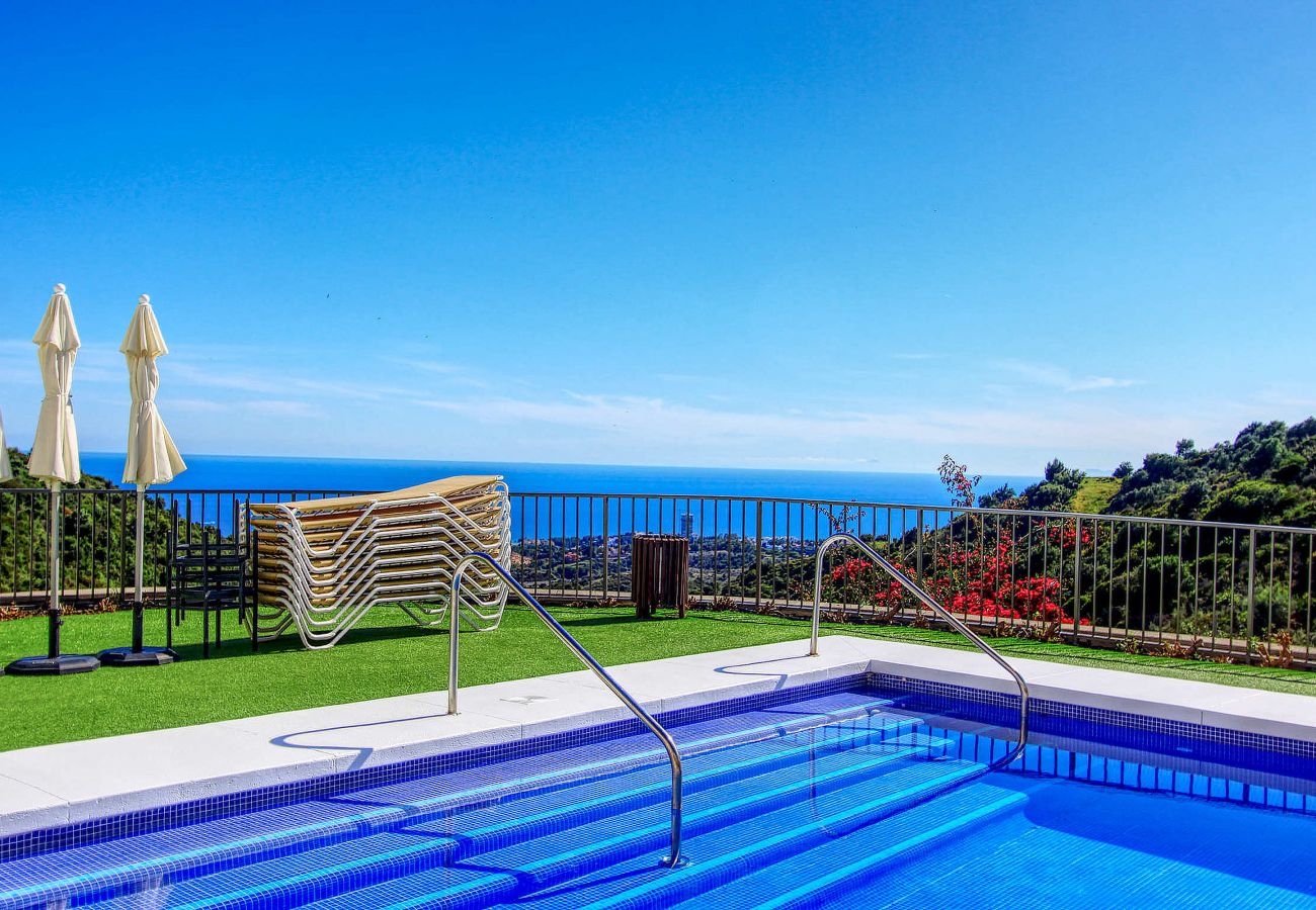 Ferienwohnung in Marbella - Luxuriöses Penthouse in Samara mit Panoramablick auf das Meer