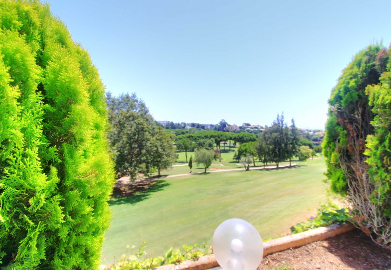 Villa in Marbella - 2059 Luxus-Familienvilla 1. Linie Golfplatz mit atemberaubender Aussicht 