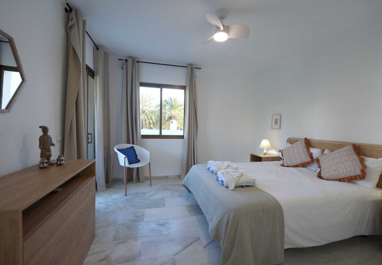 Ferienwohnung in Marbella - Modernes Familienapartment am Golden Beach