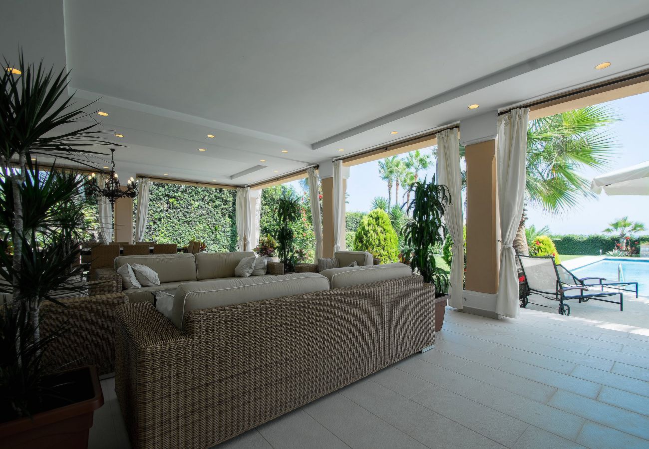 Villa in Estepona - 1072 Strandnahes El Paraiso Refugium mit Privatem Pool & BBQ