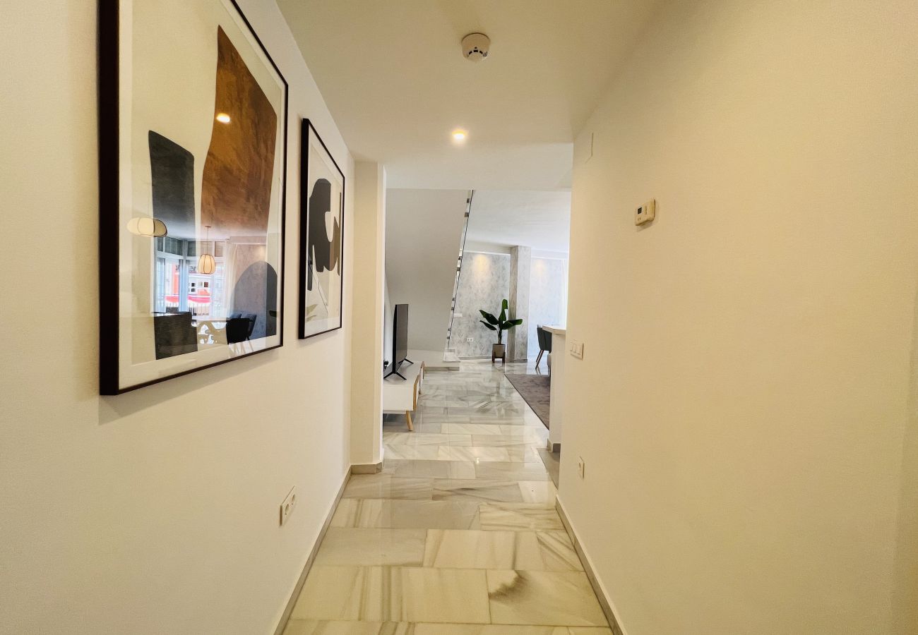 Ferienwohnung in Marbella - Geräumiges Luxus-Familienapartment im Herzen von Marbella