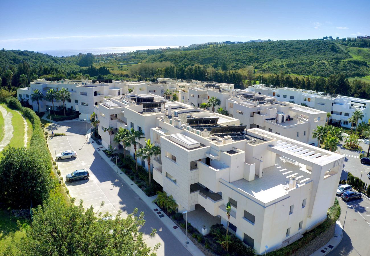 Ferienwohnung in Casares - Atemberaubendes Penthouse mit Panoramablick auf Golfplatz und Meer