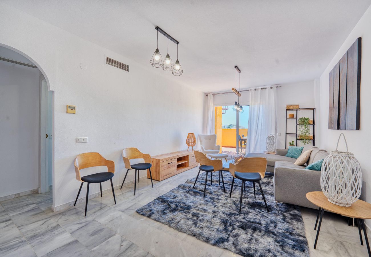 Ferienwohnung in Marbella - Luxus-Duplex in La Reserva mit ruhiger Umgebung