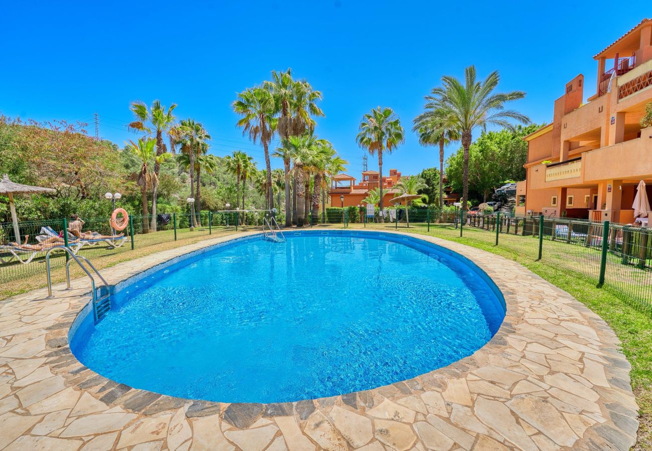 Ferienwohnung in Marbella - Luxus-Duplex in La Reserva mit ruhiger Umgebung