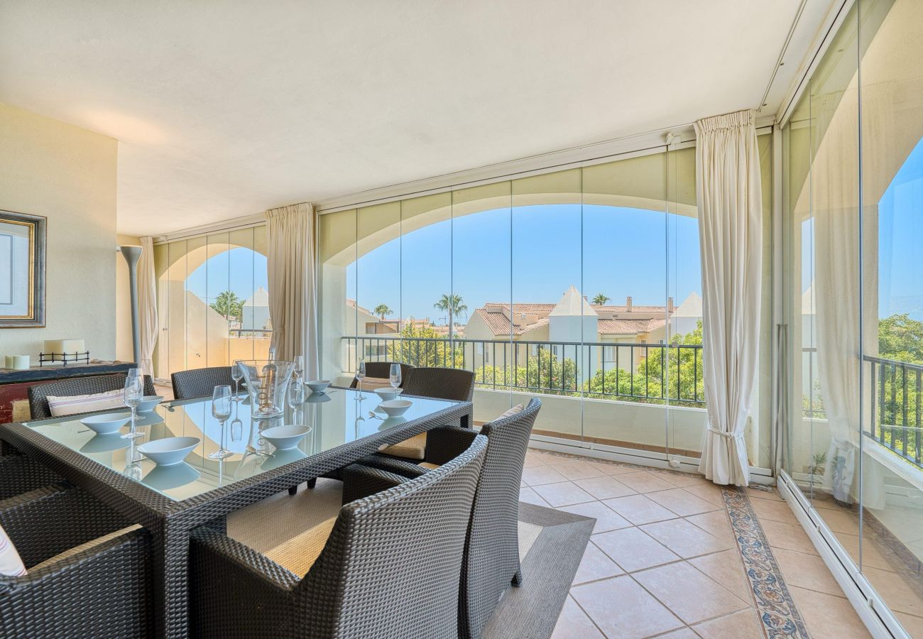 Ferienwohnung in Marbella - 3030 Luxuriöses Duplex-Penthouse in Bahia de Marbella