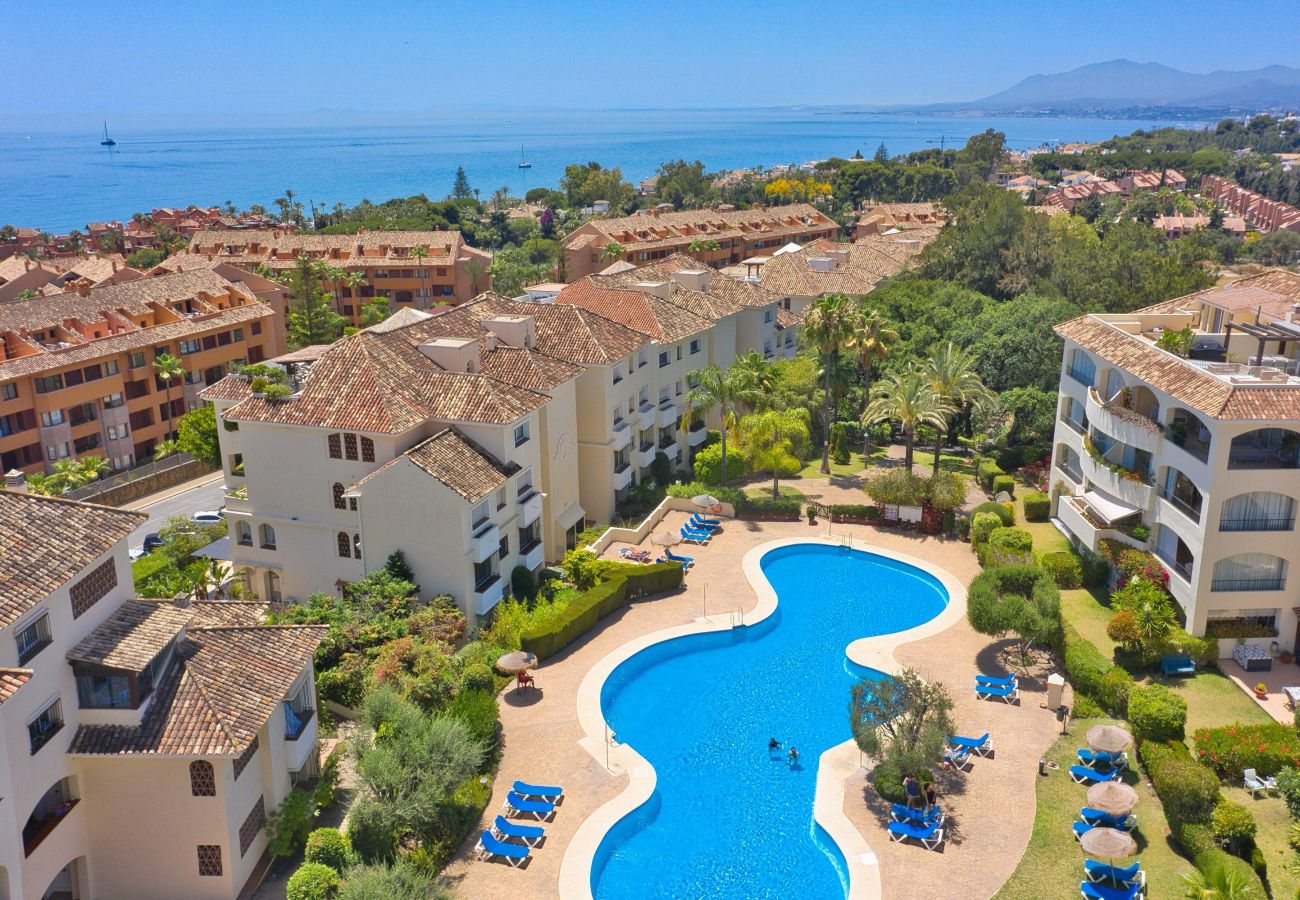 Ferienwohnung in Marbella - 3030 Luxuriöses Duplex-Penthouse in Bahia de Marbella