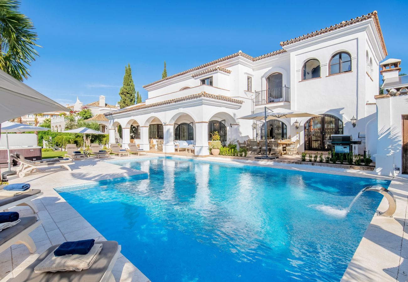 Villa en Marbella - 18024