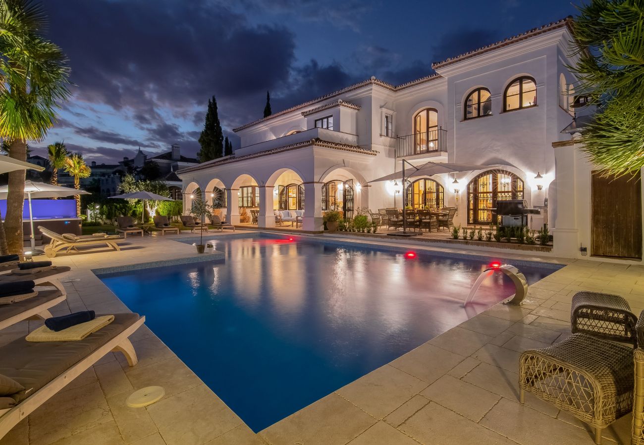 Villa en Marbella - 18024