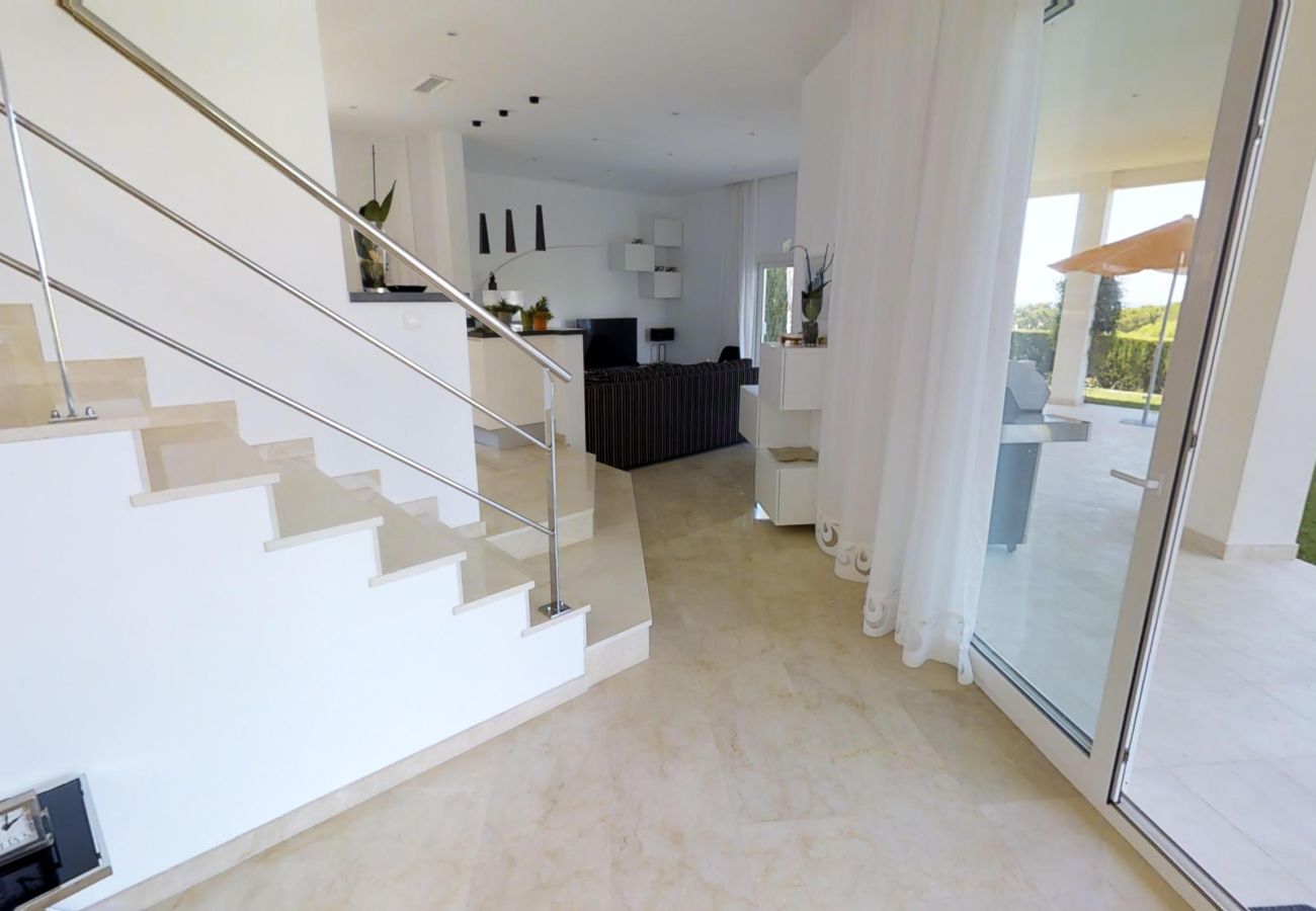 Villa en Marbella - 24550-EXQUISITE VILLA NEAR BEACH - HEATED POOL