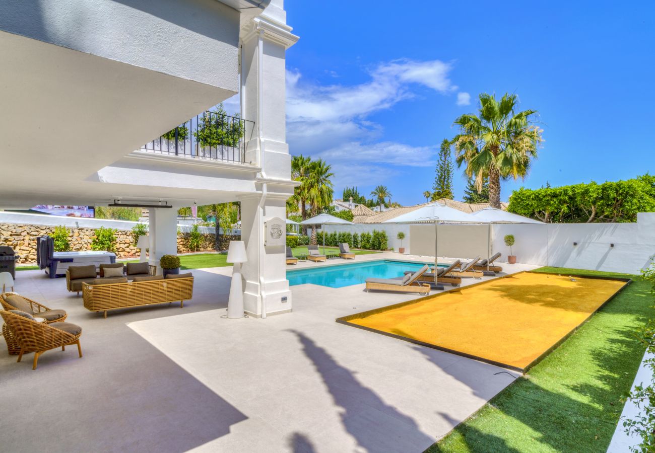 Villa en Marbella - 30439