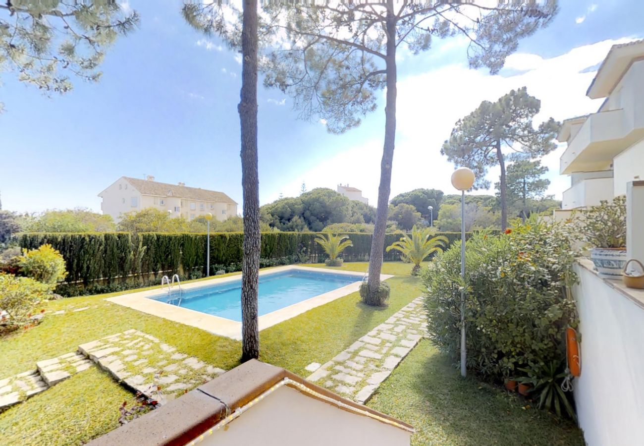 Apartamento en Marbella - 51990-Muy bonito apartamento familiar, cerca de la piscina