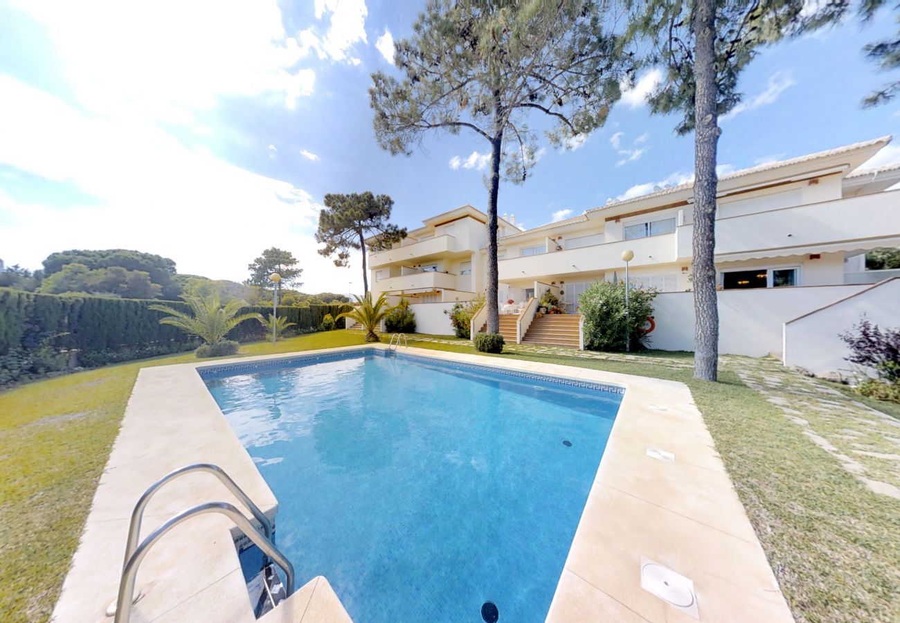 Apartamento en Marbella - 51990-Muy bonito apartamento familiar, cerca de la piscina