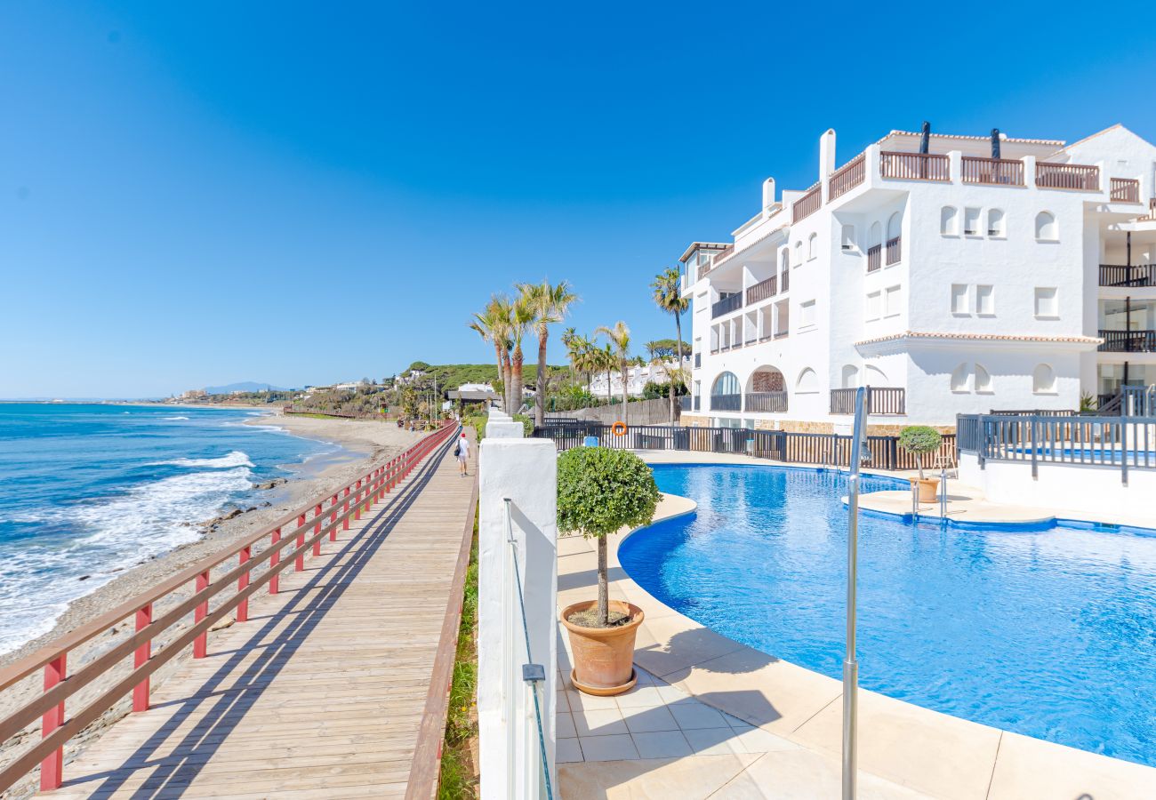 Apartamento en Marbella - 21052 - HEAVENLY VIEWS FROM FRONTLINE PENTHOUSE