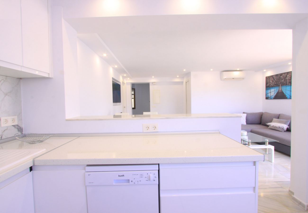 Apartamento en Marbella - Ático Dúplex de Lujo en Golden Beach