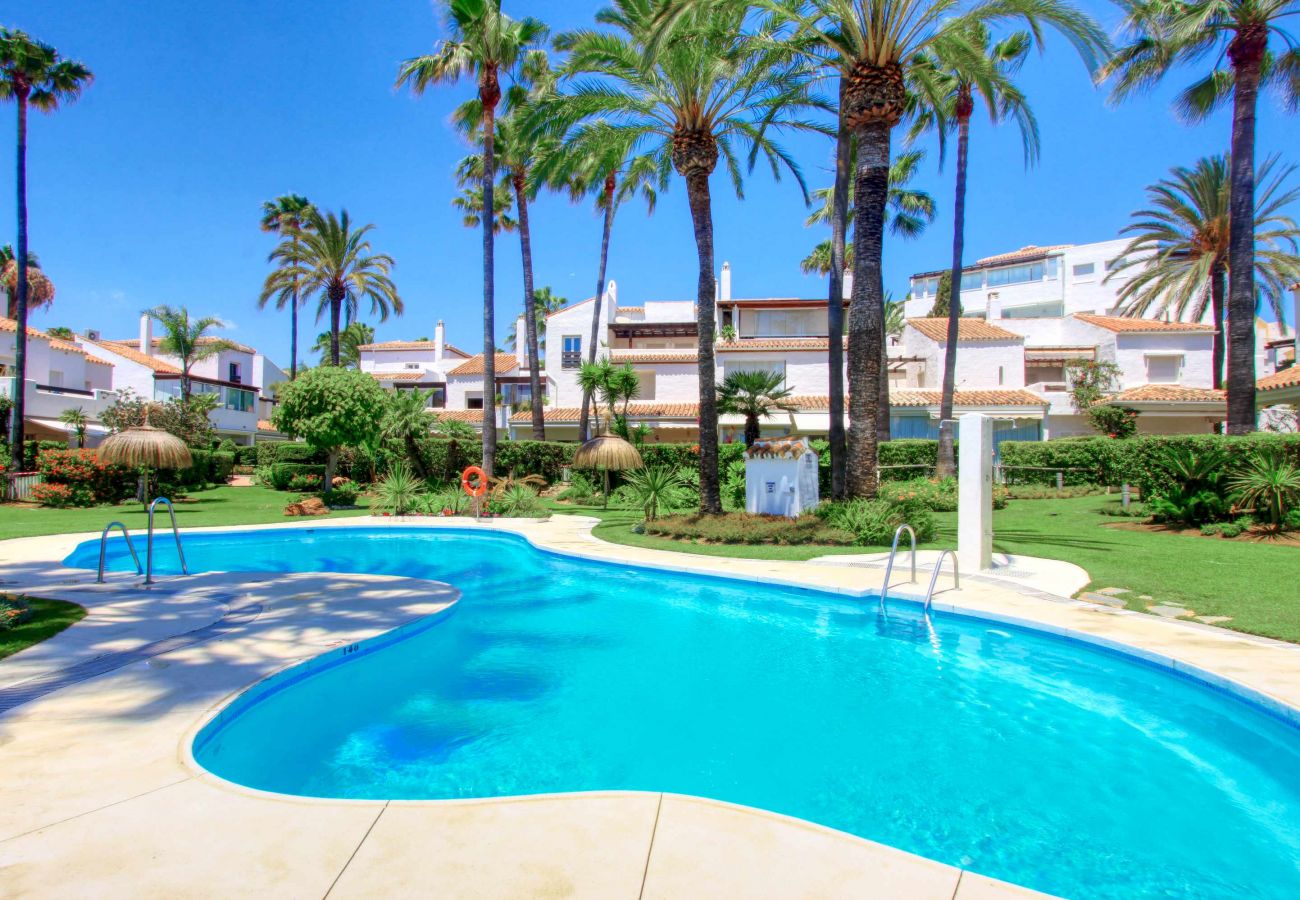 Casa adosada en Marbella - Paraíso Frente al Mar en Bahia de Marbella