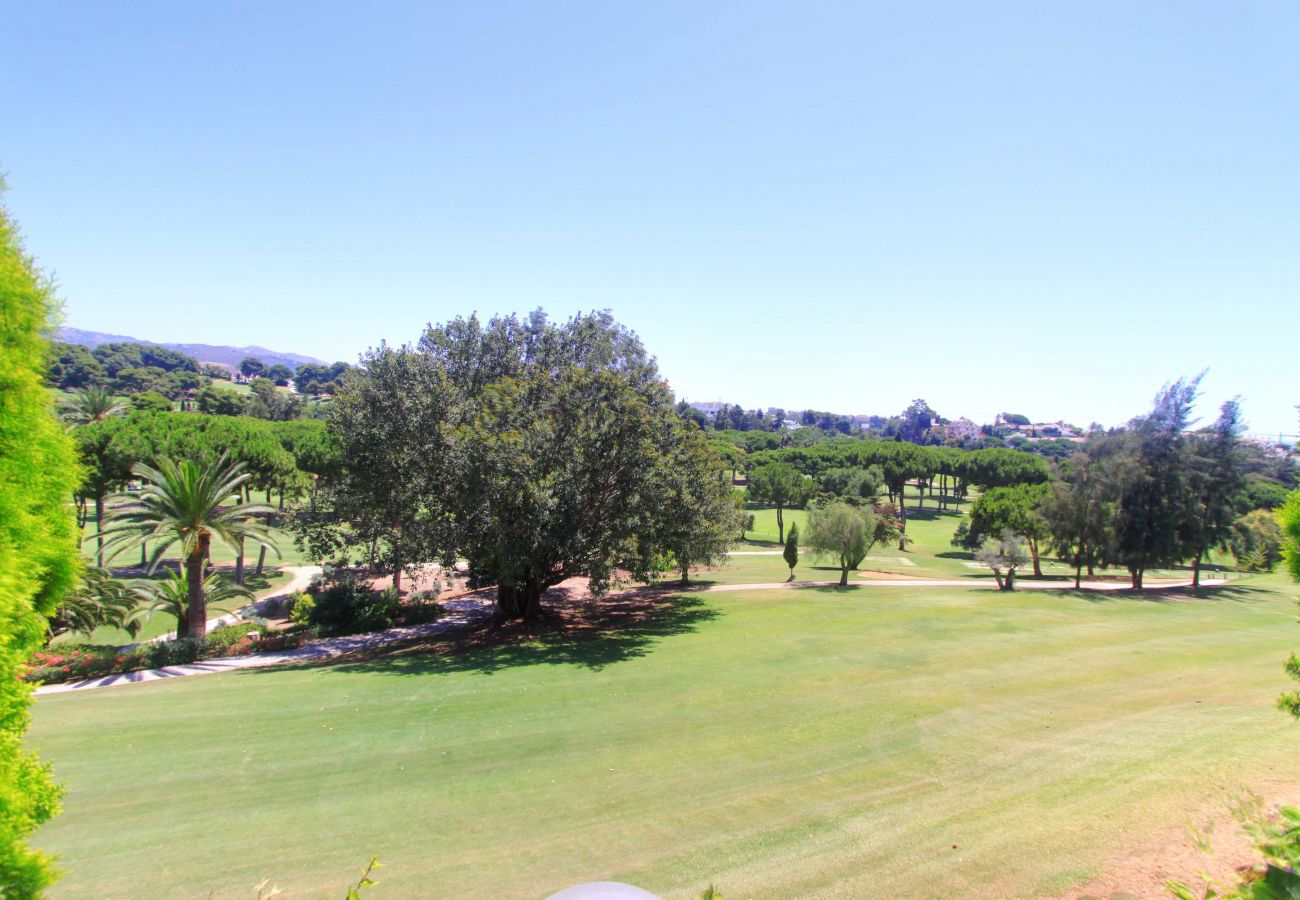 Villa en Marbella - 2059 Villa familiar de lujo 1. línea campo de golf vista increíble 