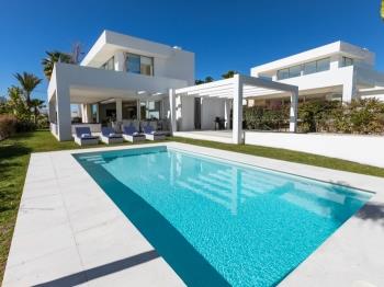 6614 Modern Villa in a Luxury Quiet Resort, Pool - Apartment in Marbella
