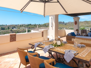 4202 Duplex Penthouse 3 Bedrooms on the Golf cours - Apartment in Benahavís