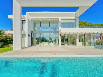3006 Elviria villa with pool - Apartment in Marbella