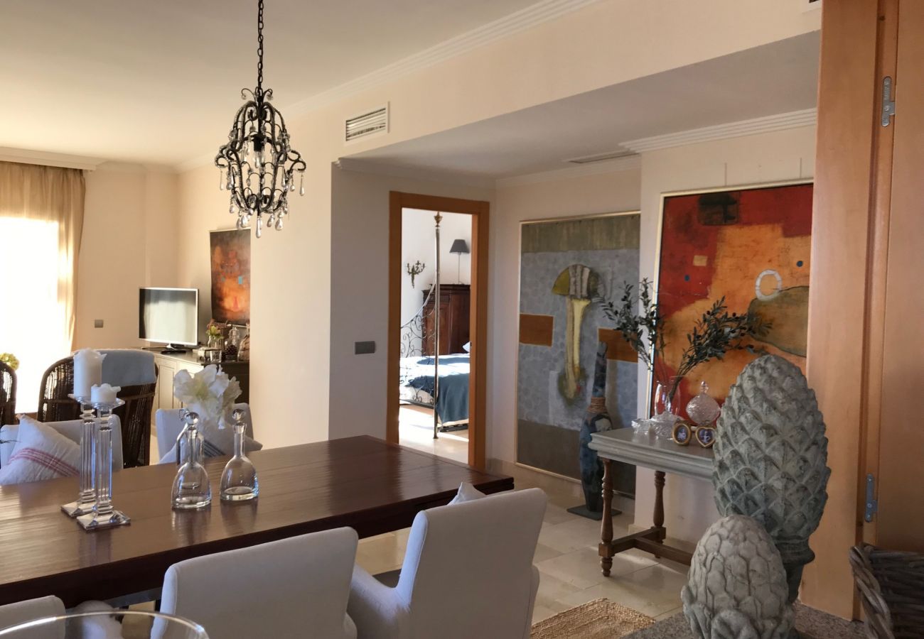 Apartment in Benahavís - 6482