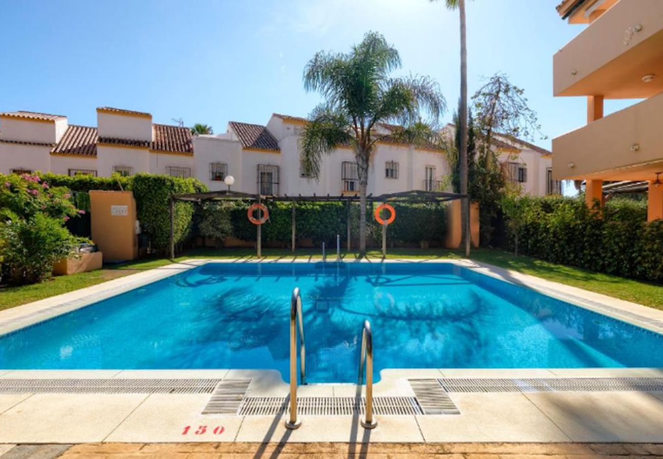 Apartment in Marbella - 10269 