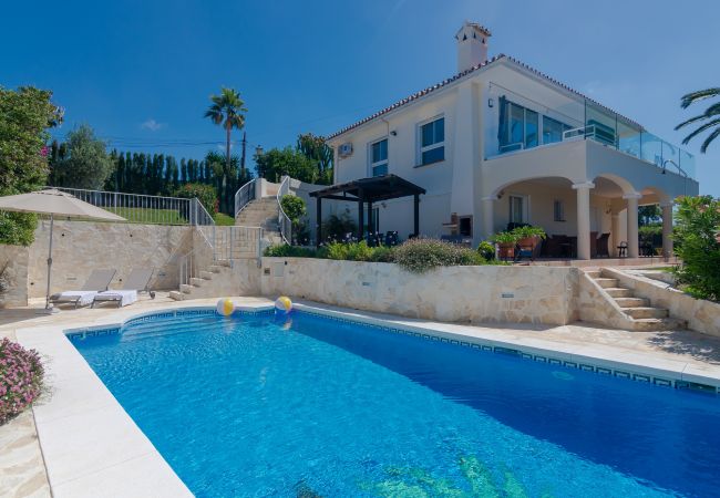 Villa/Dettached house in Marbella - 9155 - Great villa near beach with Heated pool*