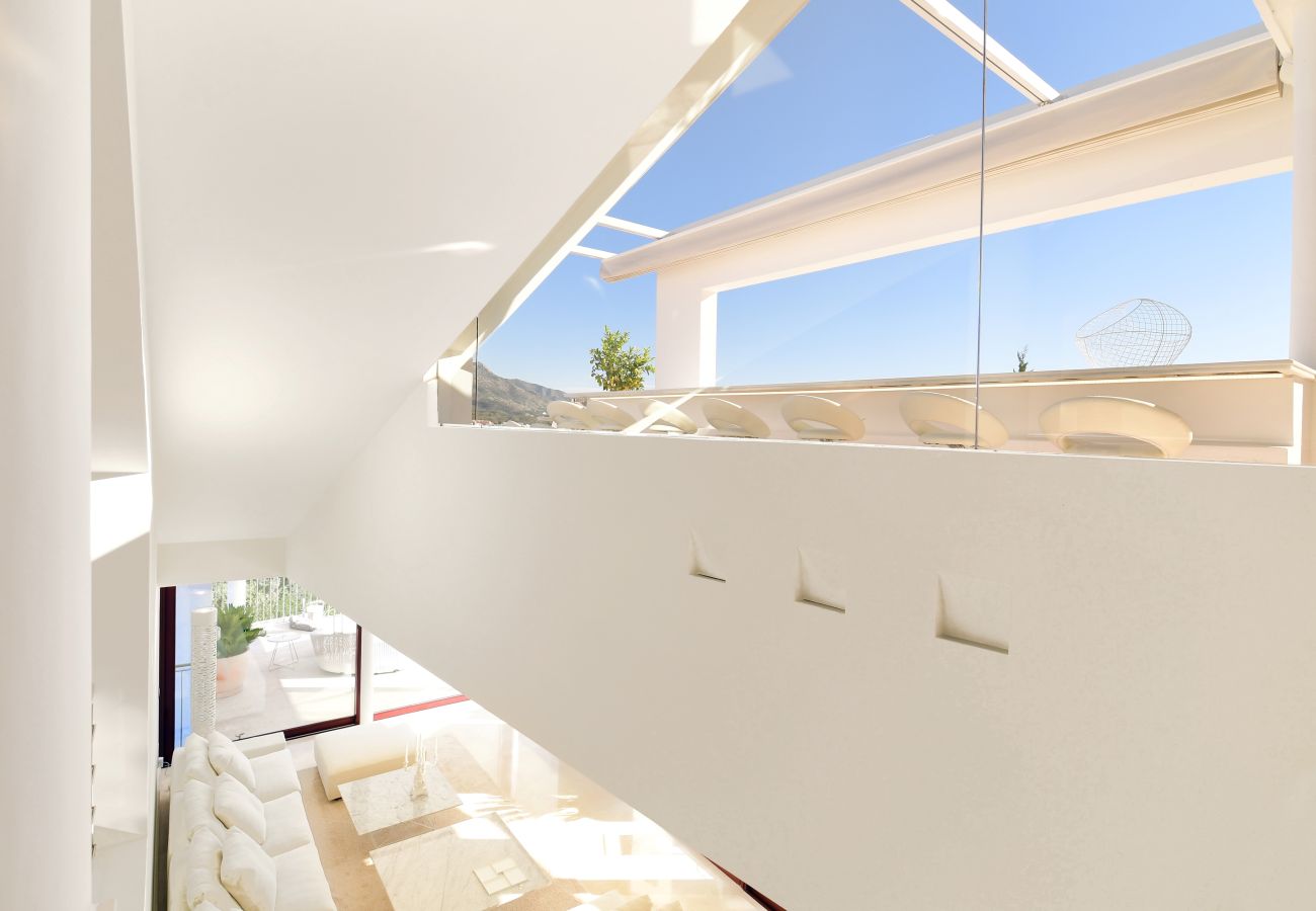 Villa in Marbella - 30290